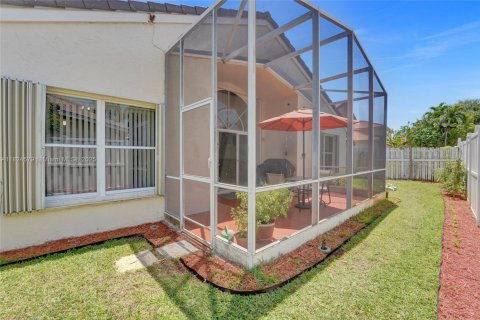 Casa en venta en Pembroke Pines, Florida, 3 dormitorios, 157 m2 № 1790223 - foto 11