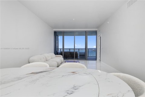 Condominio en venta en Miami, Florida, 2 dormitorios, 143.26 m2 № 1950702 - foto 9