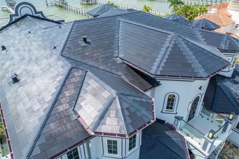 House in Apollo Beach, Florida 7 bedrooms, 1198.07 sq.m. № 1777462 - photo 8