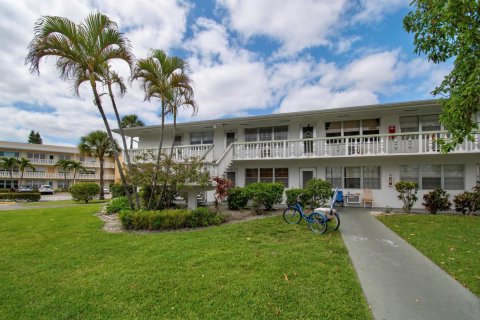 Condo in West Palm Beach, Florida, 1 bedroom  № 2176701 - photo 20