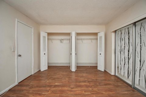 Condo in West Palm Beach, Florida, 1 bedroom  № 2176701 - photo 11