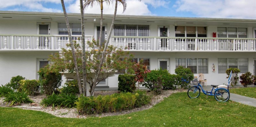 Condo in West Palm Beach, Florida, 1 bedroom  № 2176701