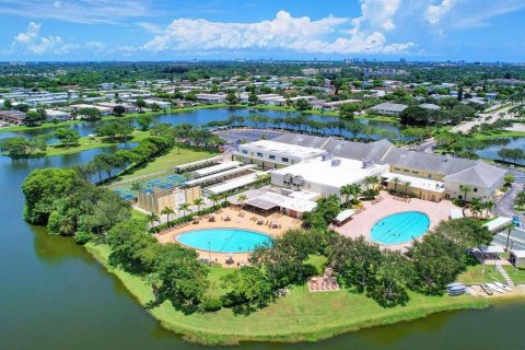 Condo in West Palm Beach, Florida, 1 bedroom  № 2176701 - photo 18