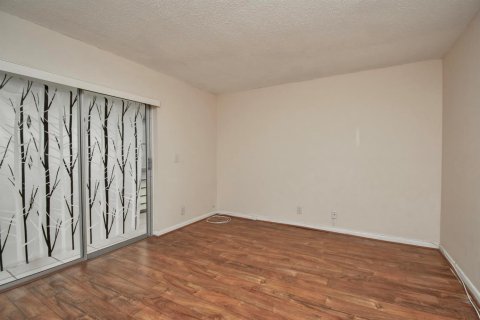 Condo in West Palm Beach, Florida, 1 bedroom  № 2176701 - photo 10