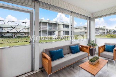 Condo in Delray Beach, Florida, 1 bedroom  № 2007656 - photo 16