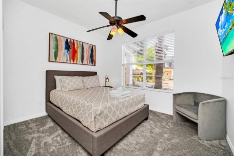 Townhouse in Clermont, Florida 3 bedrooms, 138.8 sq.m. № 2101621 - photo 7