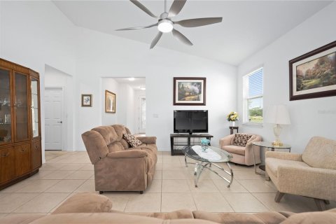 House in Ocala, Florida 2 bedrooms, 135.08 sq.m. № 1673748 - photo 3