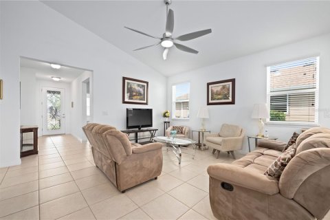 House in Ocala, Florida 2 bedrooms, 135.08 sq.m. № 1673748 - photo 4