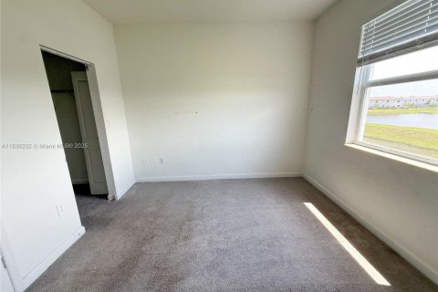 Townhouse in Miami, Florida 3 bedrooms, 123.37 sq.m. № 1823640 - photo 13