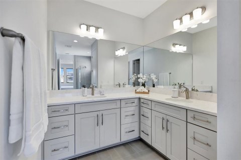 Casa en venta en Lakewood Ranch, Florida, 4 dormitorios, 203.92 m2 № 1510949 - foto 29