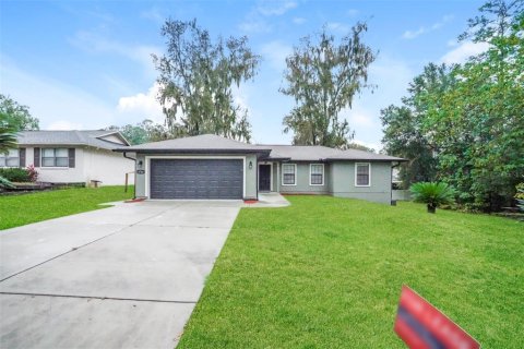Casa en alquiler en Ocala, Florida, 3 dormitorios, 121.14 m2 № 1690938 - foto 1