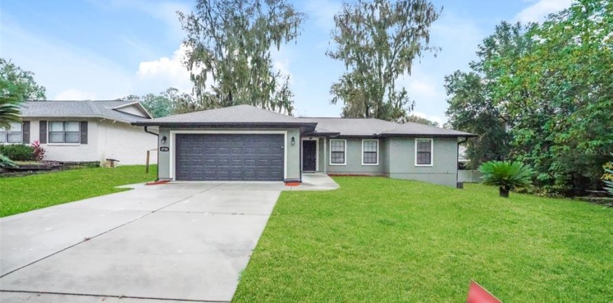 Casa en Ocala, Florida 3 dormitorios, 121.14 m2 № 1690938