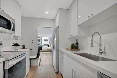 Купить кондоминиум в Майами-Бич, Флорида 1 спальня, 91.04м2, № 1988823 - фото 11