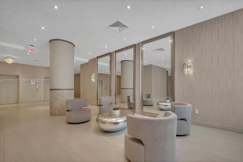 Купить кондоминиум в Майами-Бич, Флорида 1 спальня, 91.04м2, № 1988823 - фото 29