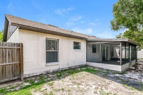 Casa en alquiler en Kissimmee, Florida, 3 dormitorios, 132.11 m2 № 1914511 - foto 16