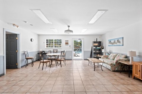 Купить кондоминиум в Холливуд, Флорида 3 комнаты, 61.78м2, № 2146706 - фото 17