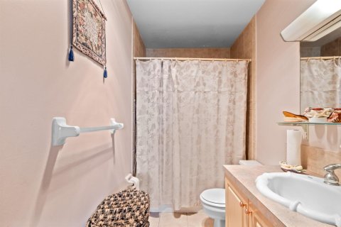 Купить кондоминиум в Холливуд, Флорида 3 комнаты, 61.78м2, № 2146706 - фото 11