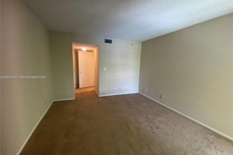 Apartamento en alquiler en Tamarac, Florida, 1 dormitorio, 68.84 m2 № 2080188 - foto 14