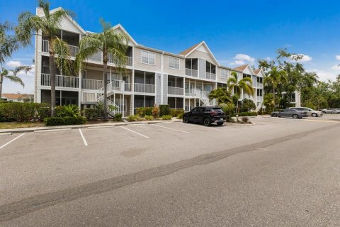 Condominio en venta en Sarasota, Florida, 1 dormitorio, 53.51 m2 № 1685359 - foto 1