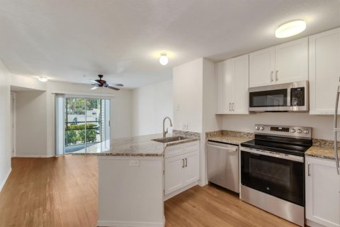 Condominio en venta en Sarasota, Florida, 1 dormitorio, 53.51 m2 № 1685359 - foto 12