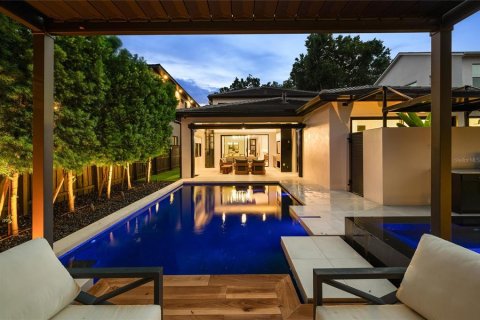 Villa ou maison à vendre à Orlando, Floride: 5 chambres, 360.83 m2 № 2403203 - photo 4