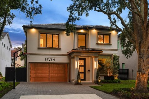 Villa ou maison à Orlando, Floride 5 chambres, 360.83 m2 № 2403203