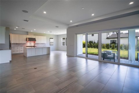 Casa en venta en Orlando, Florida, 4 dormitorios, 417.6 m2 № 1912103 - foto 9