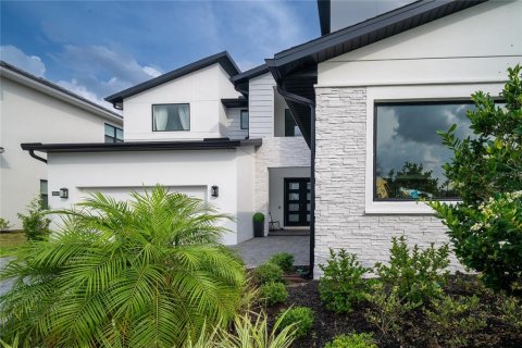 Casa en venta en Orlando, Florida, 4 dormitorios, 417.6 m2 № 1912103 - foto 5