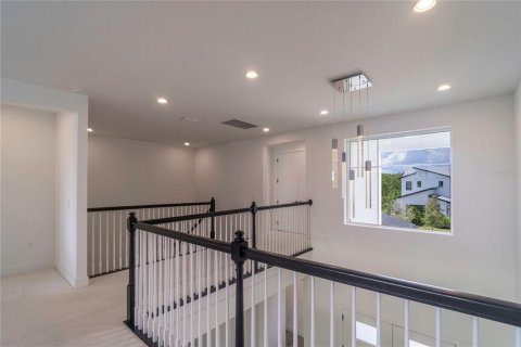 Casa en venta en Orlando, Florida, 4 dormitorios, 417.6 m2 № 1912103 - foto 18
