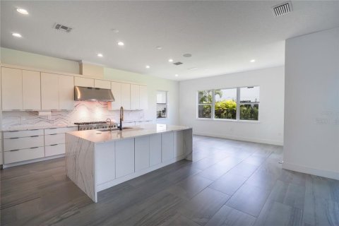 Casa en venta en Orlando, Florida, 4 dormitorios, 417.6 m2 № 1912103 - foto 10