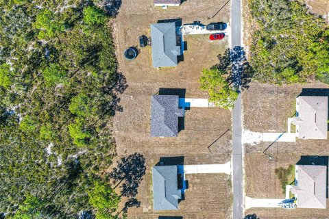 House in Lake Placid, Florida 3 bedrooms, 106.65 sq.m. № 2117144 - photo 18