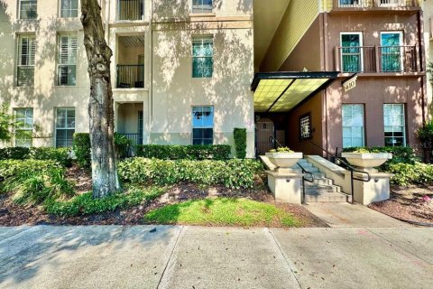Copropriété à louer à Tampa, Floride: 2 chambres, 114.36 m2 № 2092991 - photo 2
