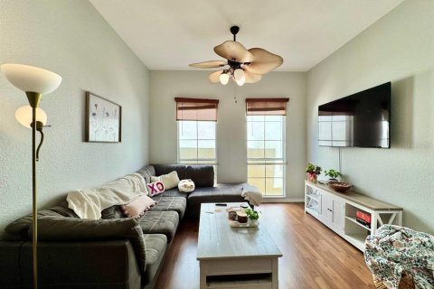 Copropriété à louer à Tampa, Floride: 2 chambres, 114.36 m2 № 2092991 - photo 4