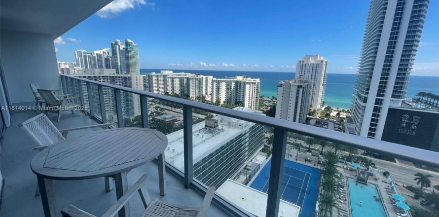 Condo à Hollywood, Floride, 2 chambres № 1960018