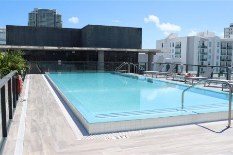 Condo in Miami, Florida, 1 bedroom  № 2013442 - photo 23