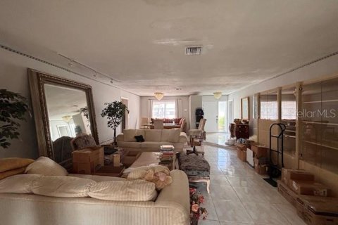 House in Maitland, Florida 4 bedrooms, 172.8 sq.m. № 1856103 - photo 15