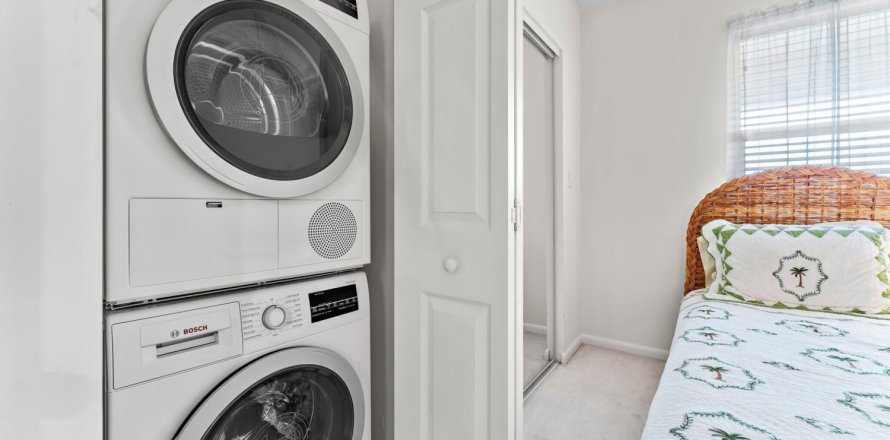 Condo in Juno Beach, Florida, 2 bedrooms  № 1034065