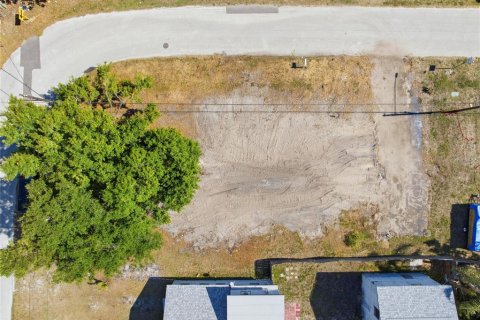 Land in Pinellas Park, Florida № 2211061