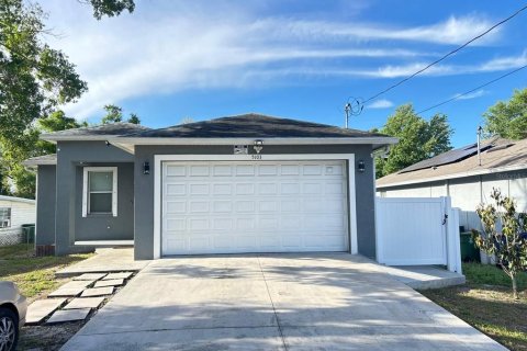 Villa ou maison à Tampa, Floride 3 chambres, 124.49 m2 № 2107378