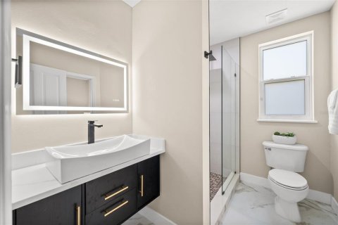 Villa ou maison à vendre à Cape Coral, Floride: 5 chambres, 274.06 m2 № 1858235 - photo 29