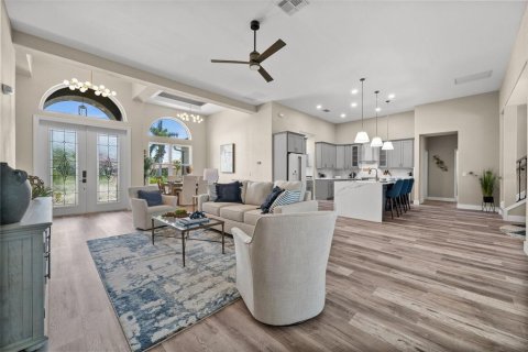 Villa ou maison à vendre à Cape Coral, Floride: 5 chambres, 274.06 m2 № 1858235 - photo 9