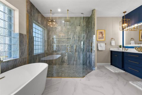 Villa ou maison à vendre à Cape Coral, Floride: 5 chambres, 274.06 m2 № 1858235 - photo 25