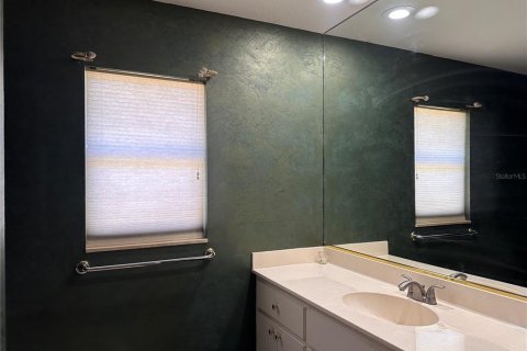 Купить виллу или дом в Энглвуд, Флорида 8 комнат, 184.41м2, № 1579242 - фото 16