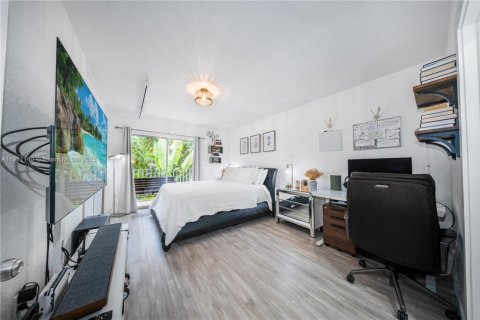 Купить кондоминиум в Майами, Флорида 2 спальни, 87.98м2, № 1969529 - фото 14