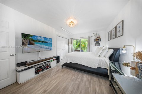 Купить кондоминиум в Майами, Флорида 2 спальни, 87.98м2, № 1969529 - фото 15