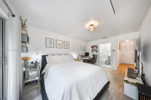 Купить кондоминиум в Майами, Флорида 2 спальни, 87.98м2, № 1969529 - фото 16