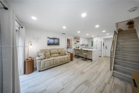 Купить кондоминиум в Майами, Флорида 2 спальни, 87.98м2, № 1969529 - фото 12