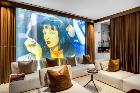 Condo in Miami, Florida, 6 bedrooms № 2016543 - photo 24