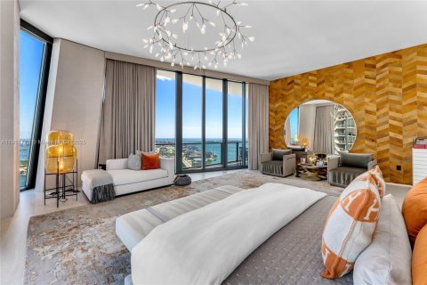 Condo in Miami, Florida, 6 bedrooms № 2016543 - photo 29