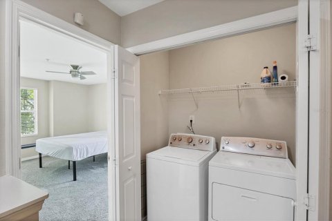 Townhouse in Sarasota, Florida 2 bedrooms, 116.31 sq.m. № 1788050 - photo 20
